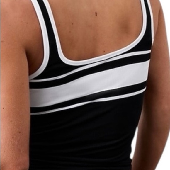 #99 NWT Athleta Renew Seamless Square Neck Tank - Picture 2 of 3